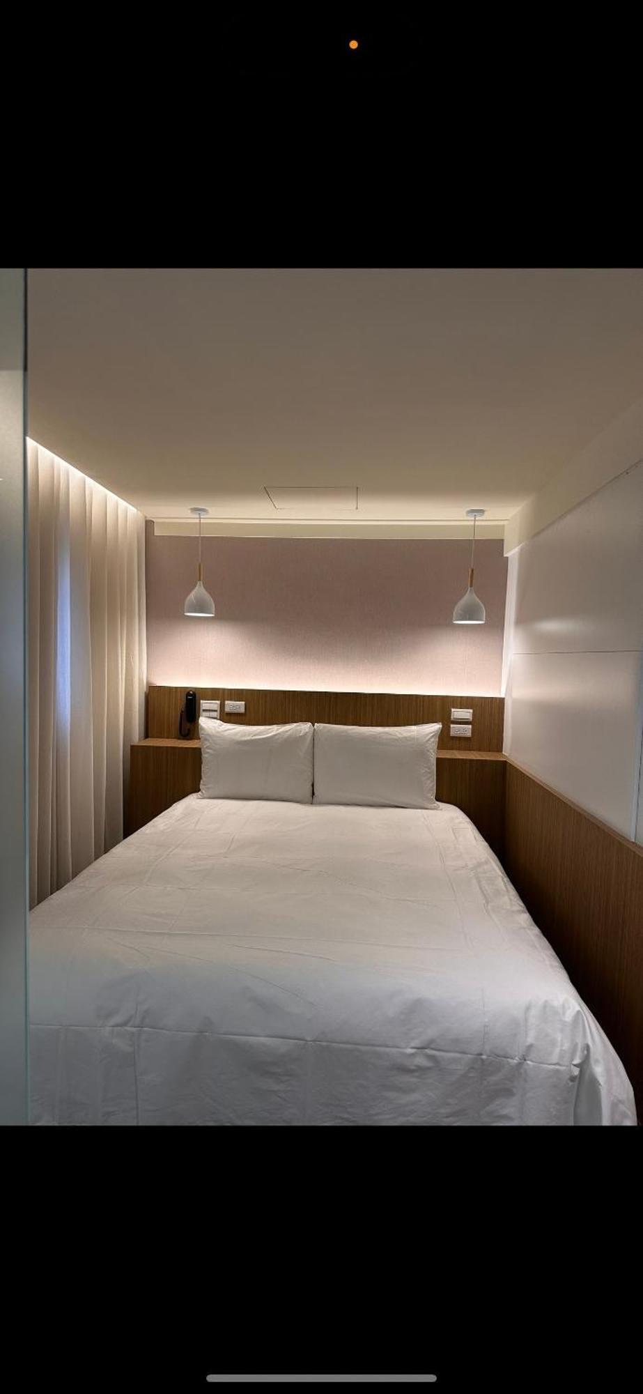 Days Fine Hotel Kaohsiung Exterior photo